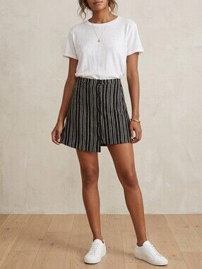 URBAN OUTFITTERS - Striped Asymmetrical Mini Skirt